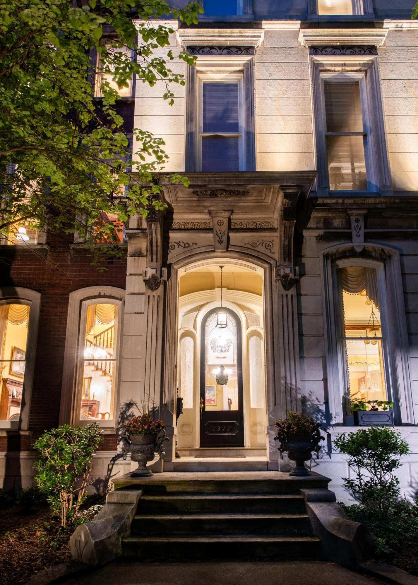 Dupont Mansion Bed & Breakfast Louisville Exterior photo