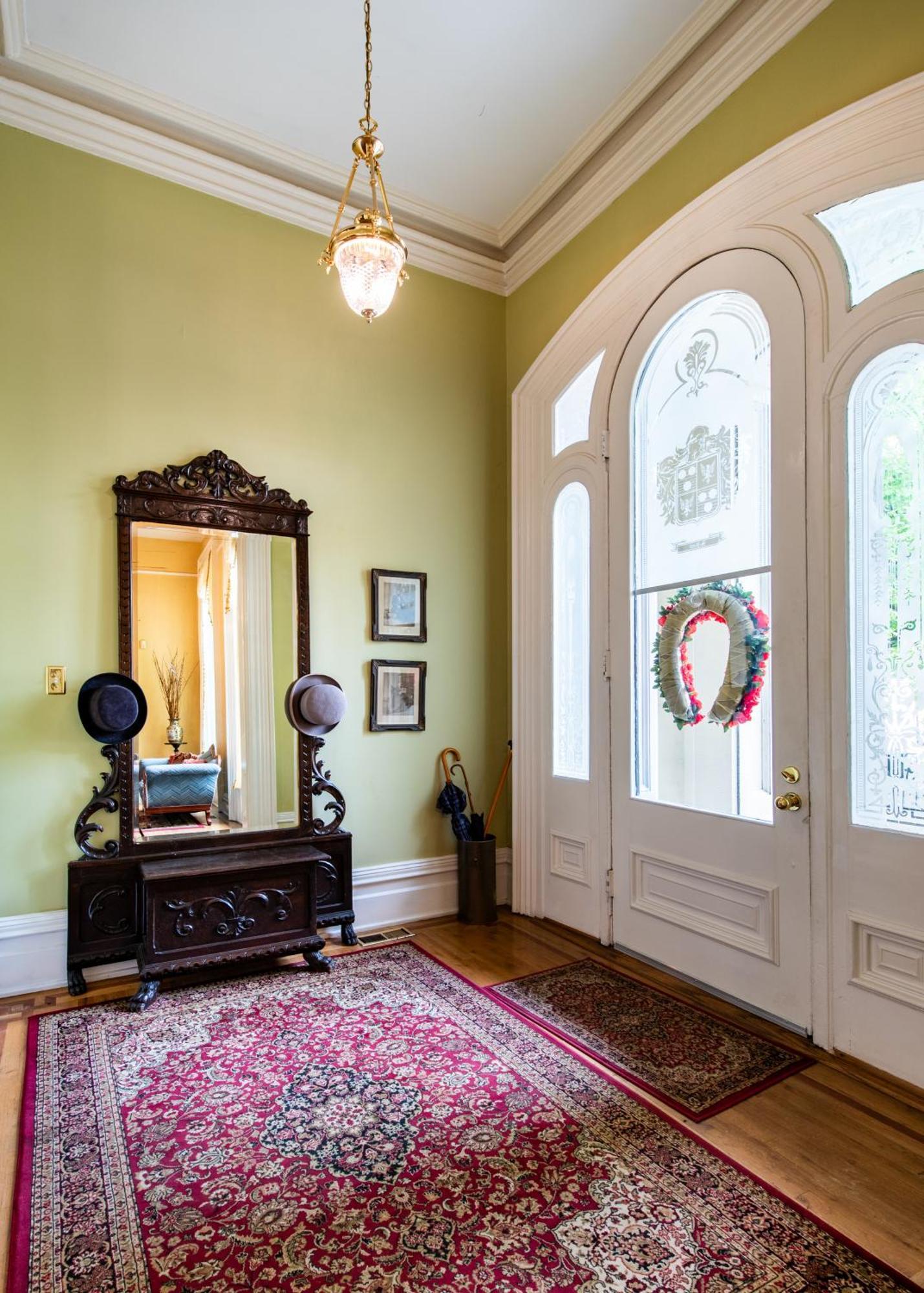Dupont Mansion Bed & Breakfast Louisville Exterior photo